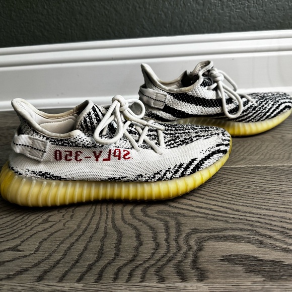 Addias Yeezy boost 350 V2 - Picture 4 of 9